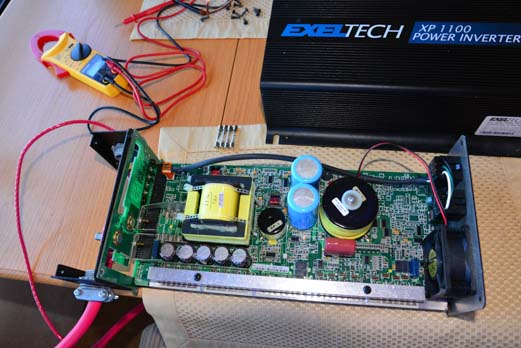 Exeltech Exeltech XP 1100 inverter opened up