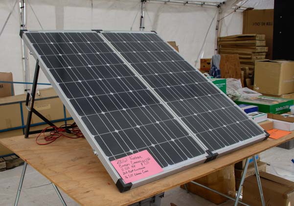 Portable folding solar panel kit for an RV