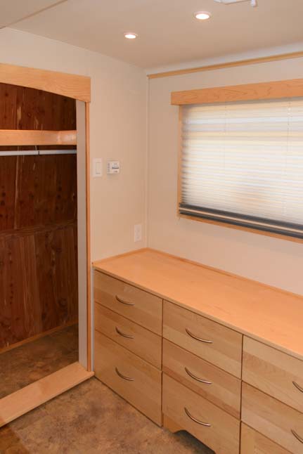 RV bedroom Space Craft Manufacturing custom fifth wheel trailer