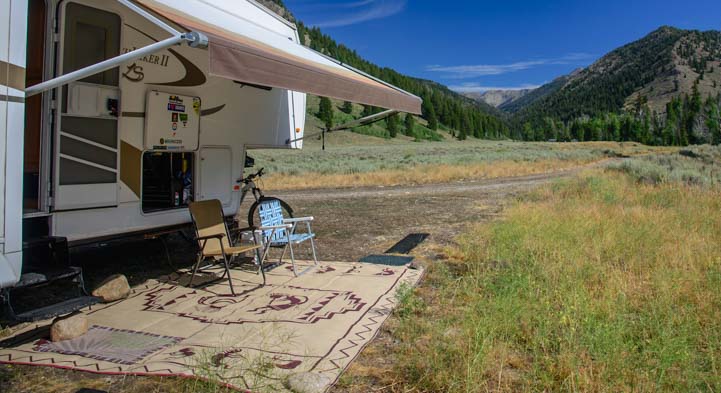 RV Patio mat defines outdoor space while camping