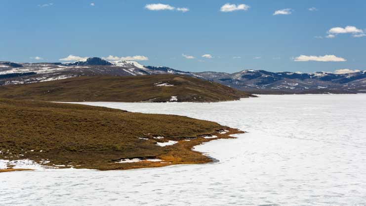 Strawberry Reservoir Utah frozen lake RV trip-min
