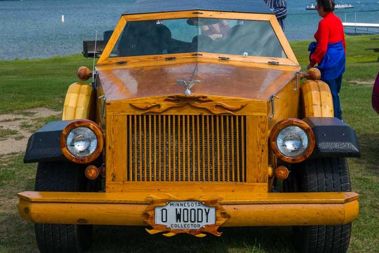 Custom woody car built on Chevy S-10 frame-min