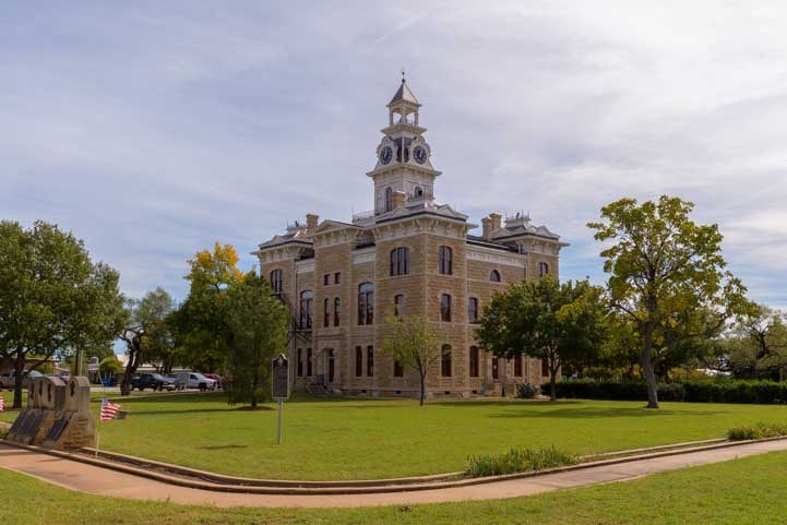 Shackleford County Courthouse in Albany Texas-min