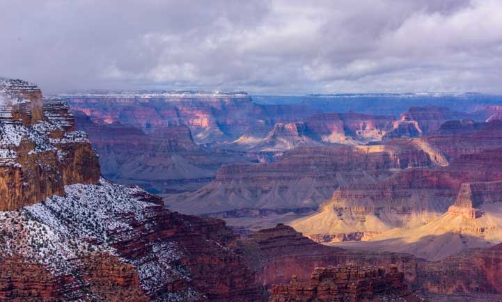 Clouds and snow at Grand Canyon National Park-min