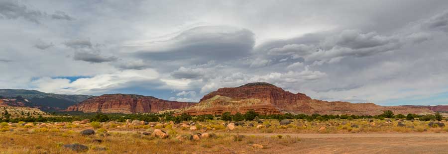 Crazy clouds in the Utah red rocks-min
