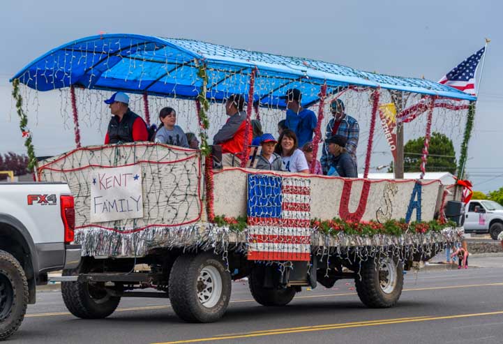 Family float at 4th of July parade