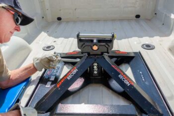 Demco 21K Recon Fifth Wheel Hitch Review and Installation