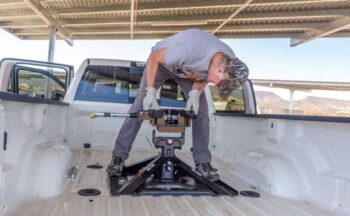 Demco 21K Recon Fifth Wheel Hitch Review and Installation
