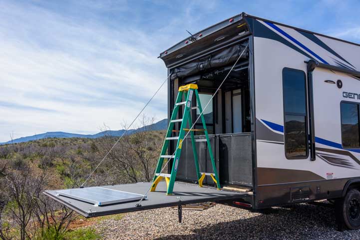Ladder roof access on a toy hauler RV patio