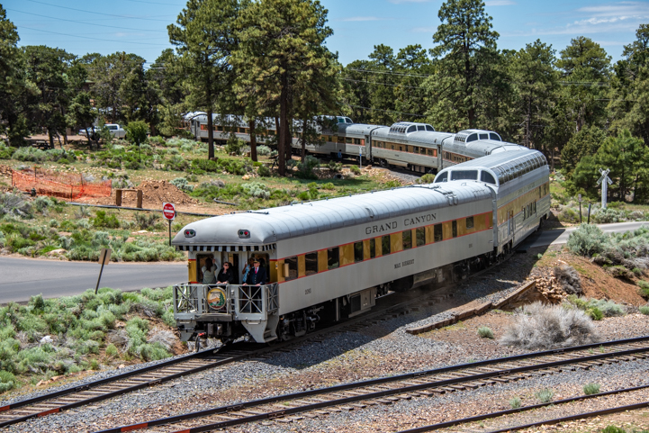Grand Canyon history - the arrival of the train at Grand Canyon National Park