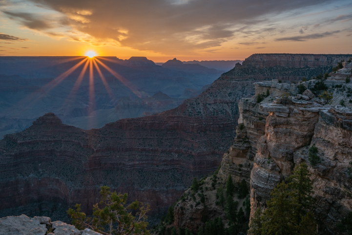 Starburst at sunrise in Grand Canyon National Park
