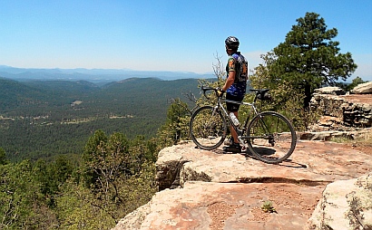 Looking out at the views from the Mogollon Rim, Arizona